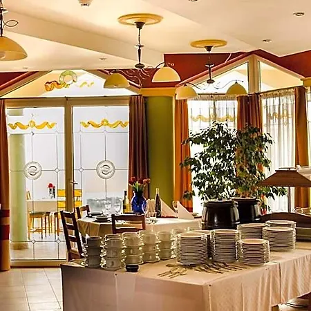 La Curia Panzio Couette-café