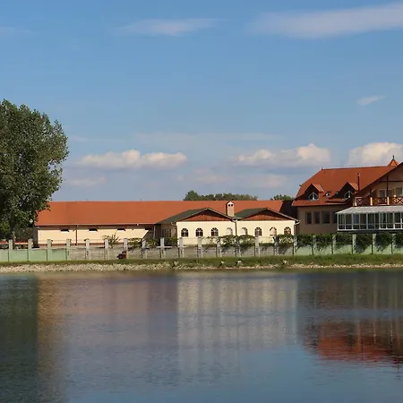 La Curia Panzio Bed & Breakfast Dunaszeg
