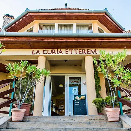 La Curia Panzió *